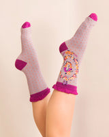 Letter Q Ankle Socks