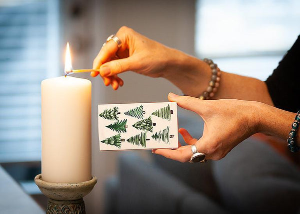 Simple Tree Matches. 45 Sticks