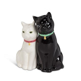 Cuddling Cat Salt & Pepper