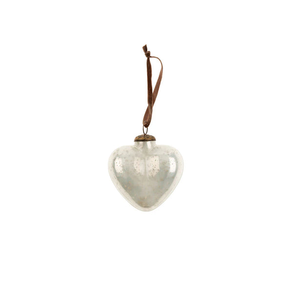 Holiday Heart Ornament M, Antique Ivory