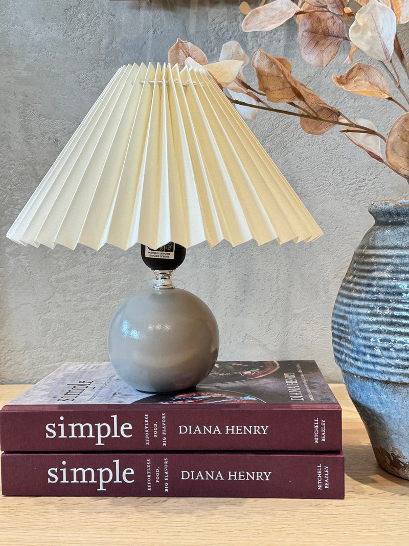 Ceramic Pleated Table Lamp – Taupe