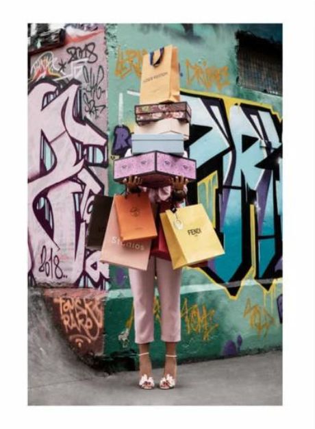 LE Art: Shopaholic