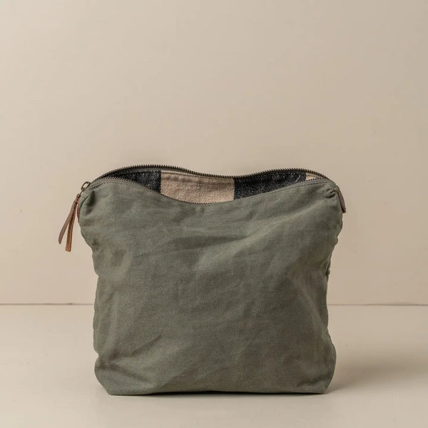 Journey Makeup Canvas Bag | Olive